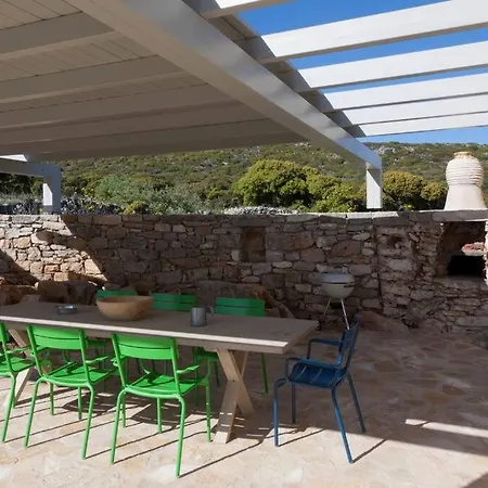 別荘 Aroniadika Stone House At Kythira-properties *