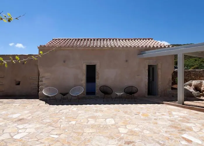 Aroniadika Stone House At Kythira-properties *